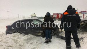 4 человека, в том числе 2 детей, пострадали в лобовом ДТП под Пугачевом