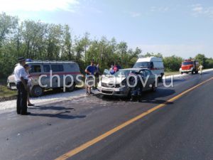 В ДТП под Хвалынском пострадала пассажирка Opel