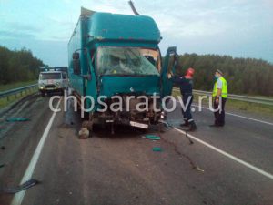 В результате ДТП в Аткарском районе пострадал водитель грузовика
