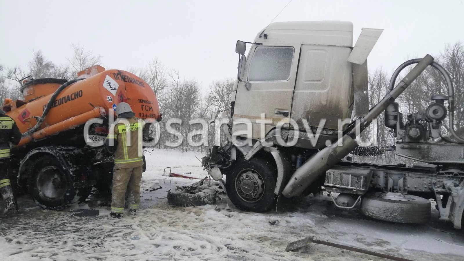 В ДТП у Сосновки погиб водитель бензовоза | 18.01.2022 | Саратов -  БезФормата