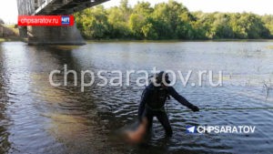 В Балашове водолазы извлекли из водоёма тело утонувшего мужчины
