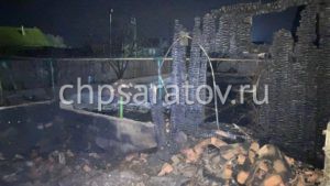 В Балаковском районе на пожаре погибла пожилая женщина
