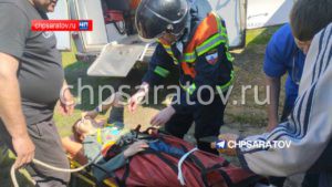 В Пугачеве спасатели вытащили из погреба упавшую женщину
