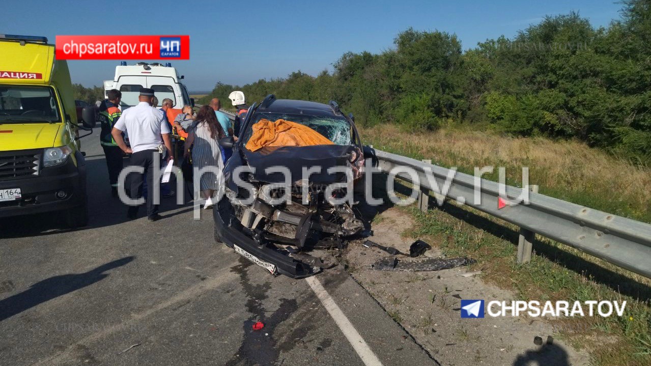 В Вольском районе в результате ДТП перевернулся грузовик и заблокировал  движение по федеральной трассе | 15.08.2023 | Саратов - БезФормата