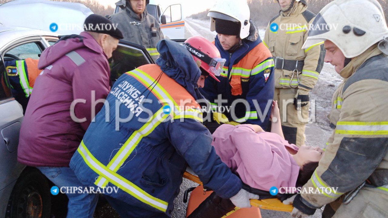 Четыре человека пострадали в ДТП в Федоровском районе | 01.12.2023 | Саратов  - БезФормата