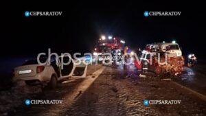 6 человек погибли и 1 пострадал в автокатастрофе под Саратовом
