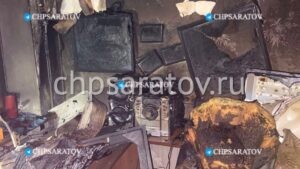 На ночном пожаре в центре Саратова погибла женщина
