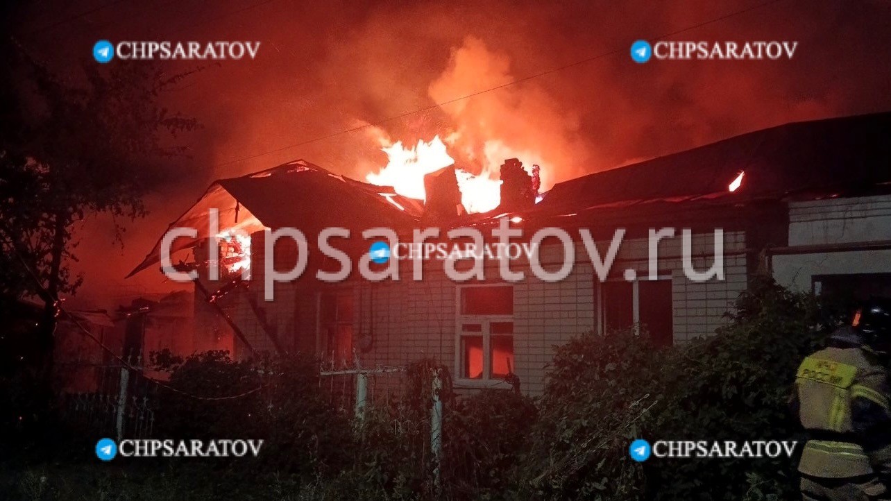 Ночью на пожаре в Кировском районе пострадала женщина | 07.07.2024 |  Саратов - БезФормата