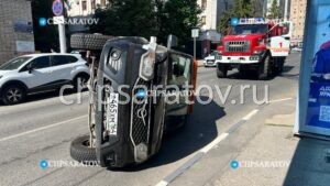 В результате ДТП в центре Саратова пострадал мужчина
