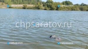 Водолазы извлекли из реки тело утонувшего мужчины
