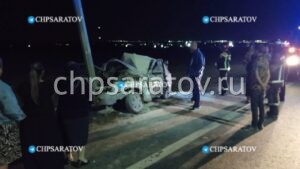 В Гагаринском районе водитель легковушки врезался в столб и погиб
