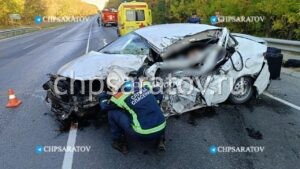 Один человек погиб и один пострадал в ДТП в Вольском районе
