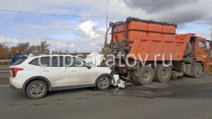 Женщина и двое детей пострадали в ДТП под Саратовом
